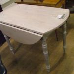 366 3143 DROP-LEAF TABLE